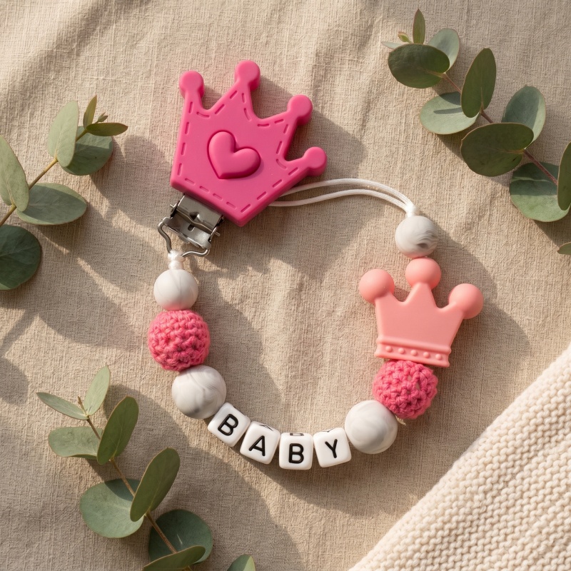 パーソナライズベビーおしゃぶりクリップ カスタムネーム シリ - Baby Teethers のレビューと価格